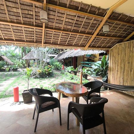Sulu Sunset Beach Resort Nauhang Ngoại thất bức ảnh