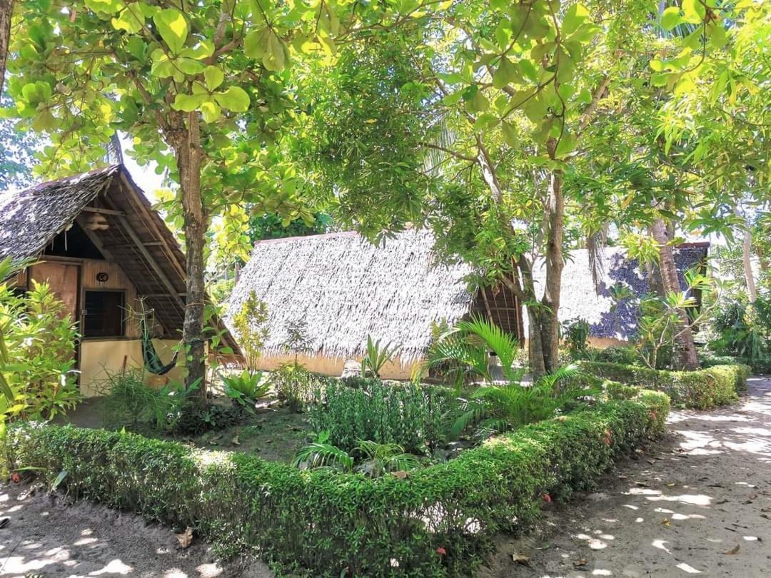 Sulu Sunset Beach Resort Nauhang Ngoại thất bức ảnh