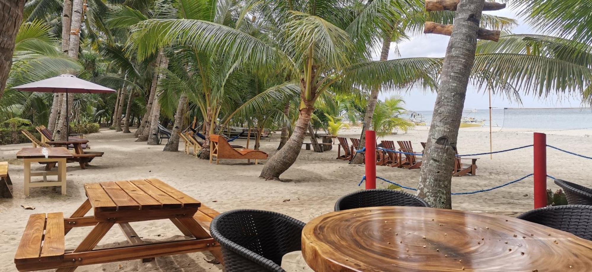 Sulu Sunset Beach Resort Nauhang Ngoại thất bức ảnh