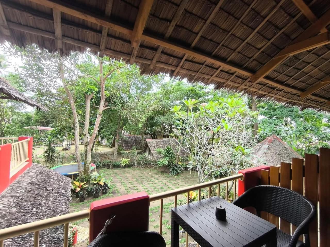 Sulu Sunset Beach Resort Nauhang Ngoại thất bức ảnh